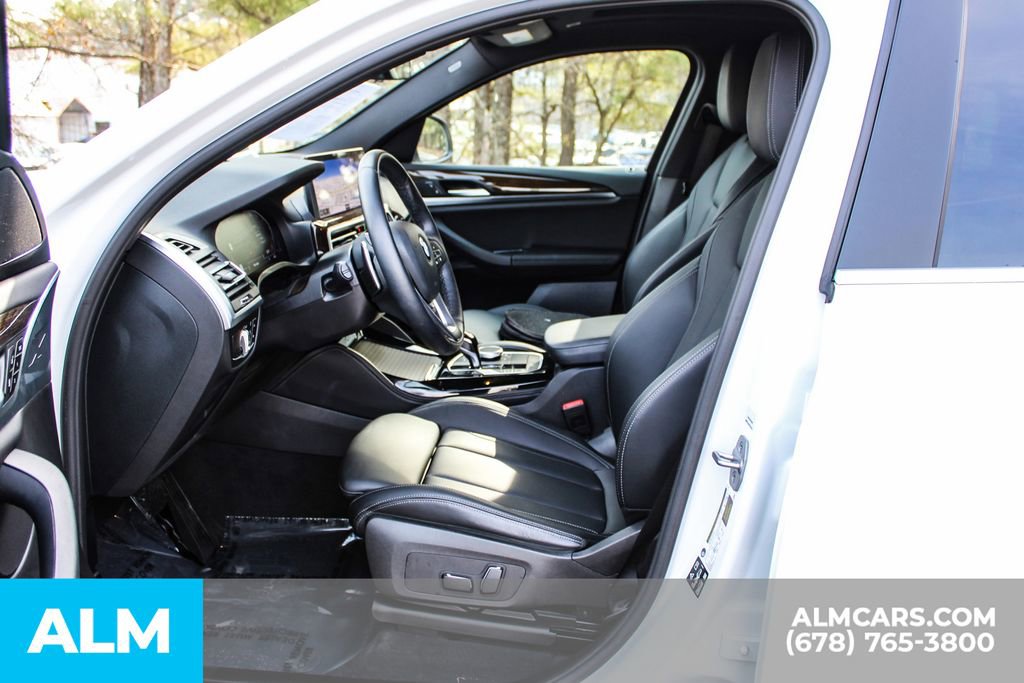 Used 2024 BMW X4 xDrive30i image 16