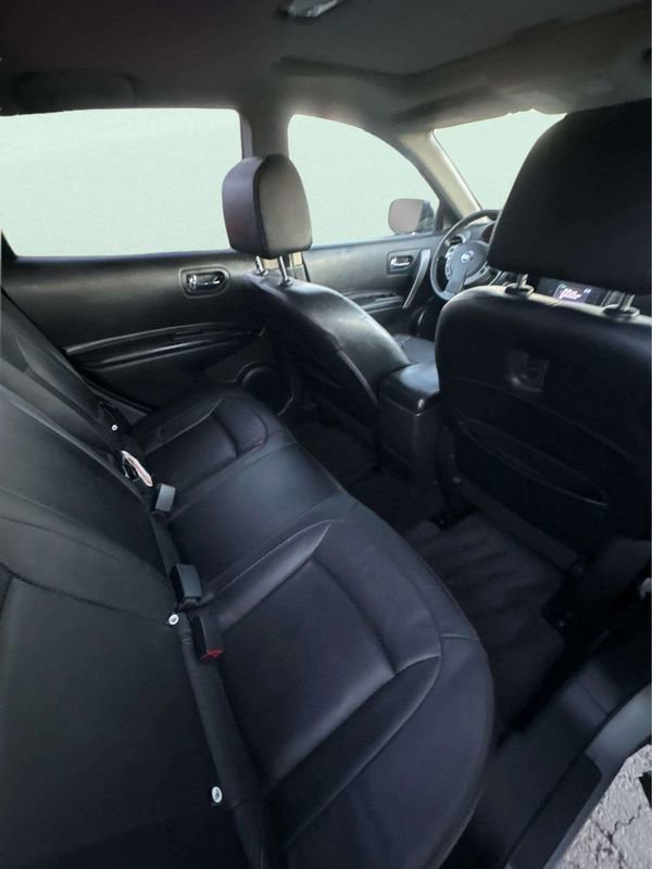 Used 2013 Nissan Rogue SL image 9