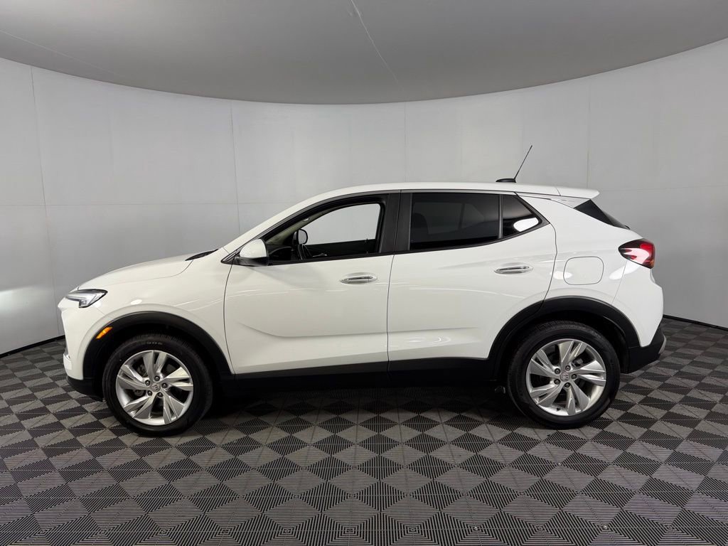 Used 2024 Buick Encore GX Preferred image 11