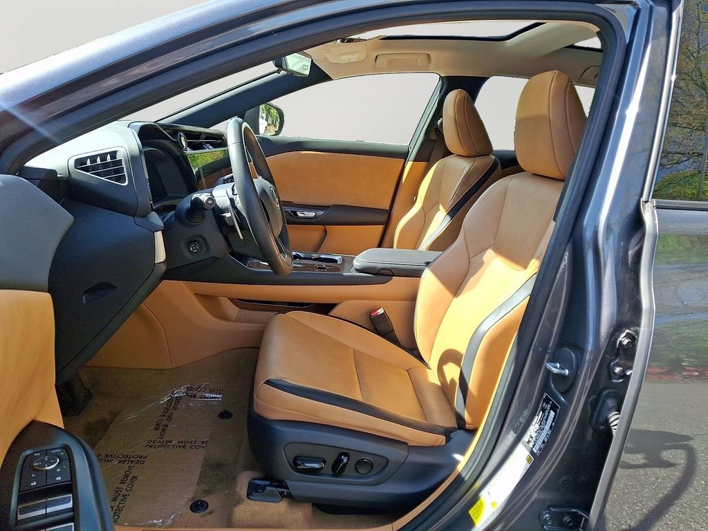 Used 2023 Lexus RZ 450e Premium w/ Technology Package AWD/4WD image 14