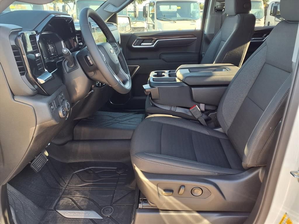 New 2026 Chevrolet Silverado 1500 LT w/ Safety Package RWD image 8