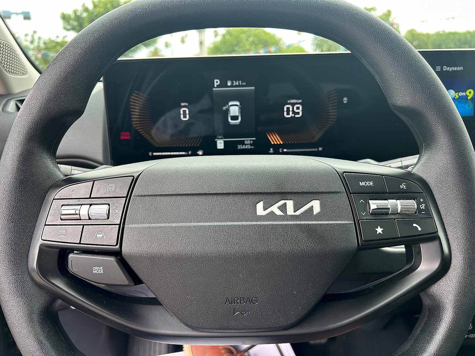 Used 2025 Kia K4 FWD image 14
