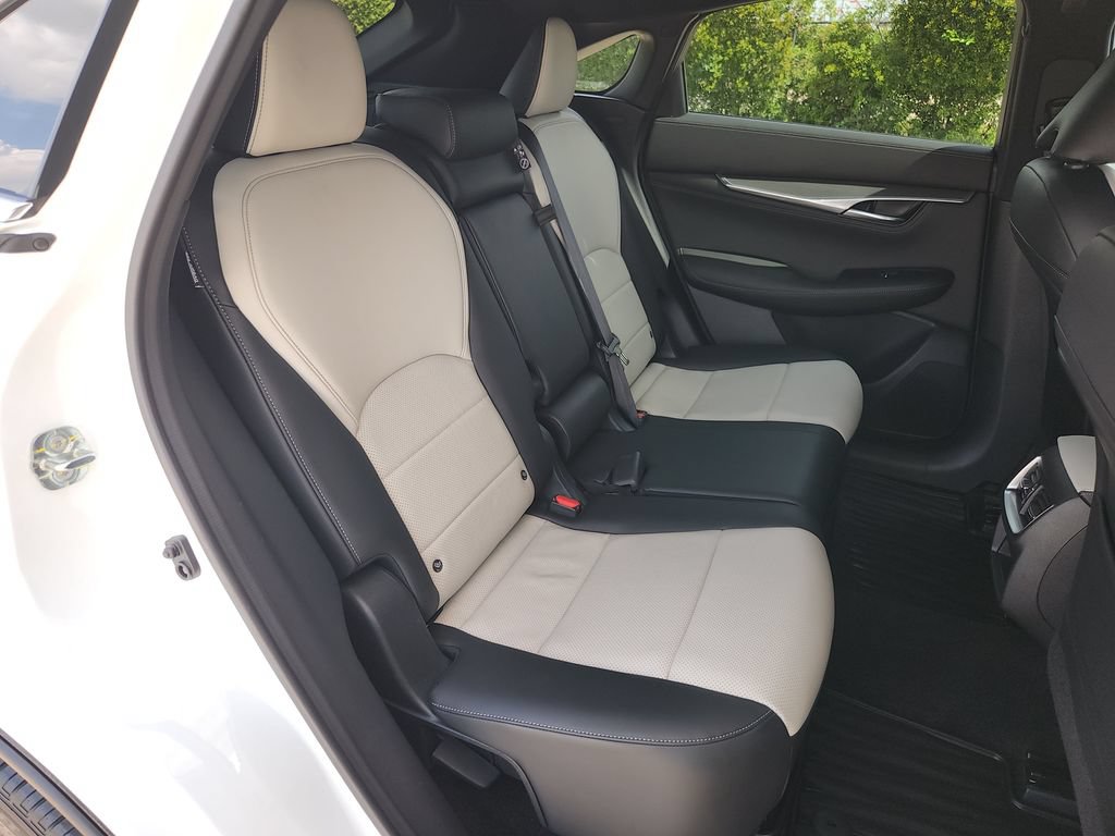 Used 2023 INFINITI QX55 Luxe w/ Cargo Package AWD/4WD image 15
