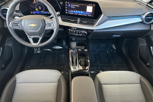 New 2026 Chevrolet Trax LT w/ Driver Confidence Package image 18