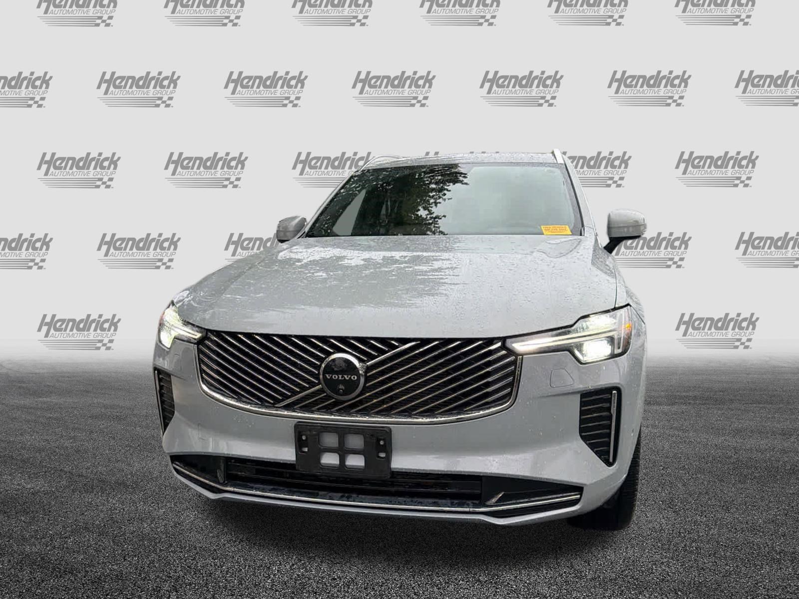 Used 2025 Volvo XC90 B5 Plus image 5