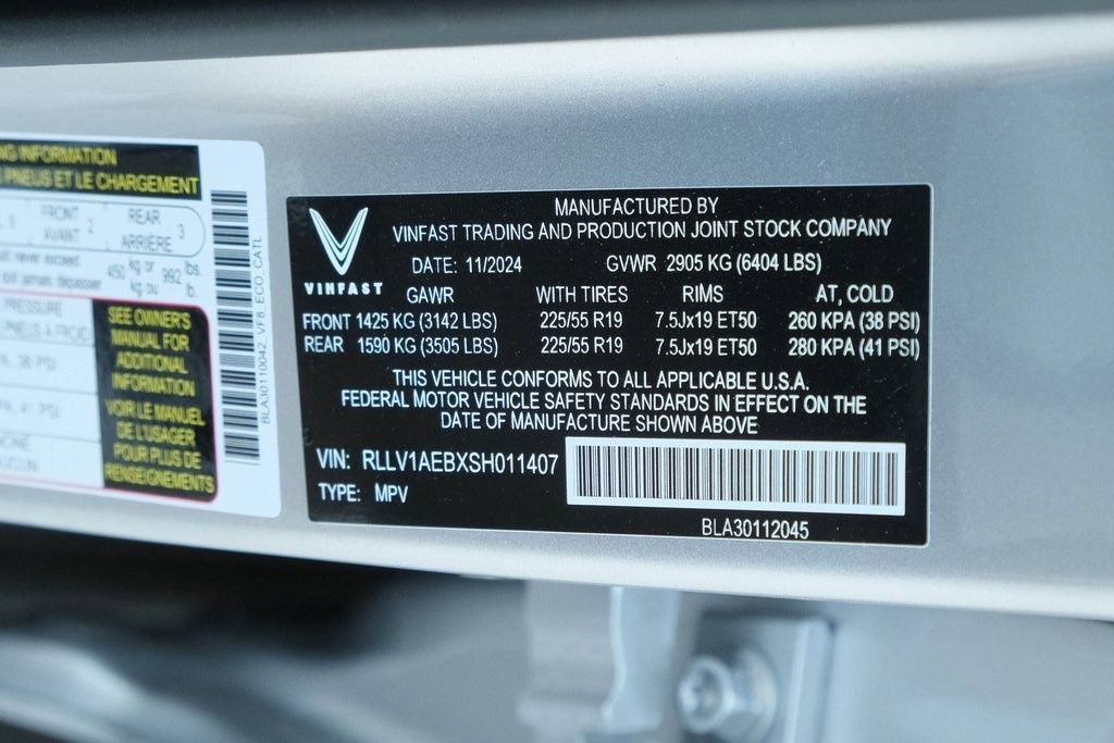 New 2025 VinFast VF 8 Eco AWD/4WD image 38