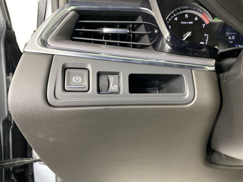 New 2025 Cadillac XT5 Luxury image 19