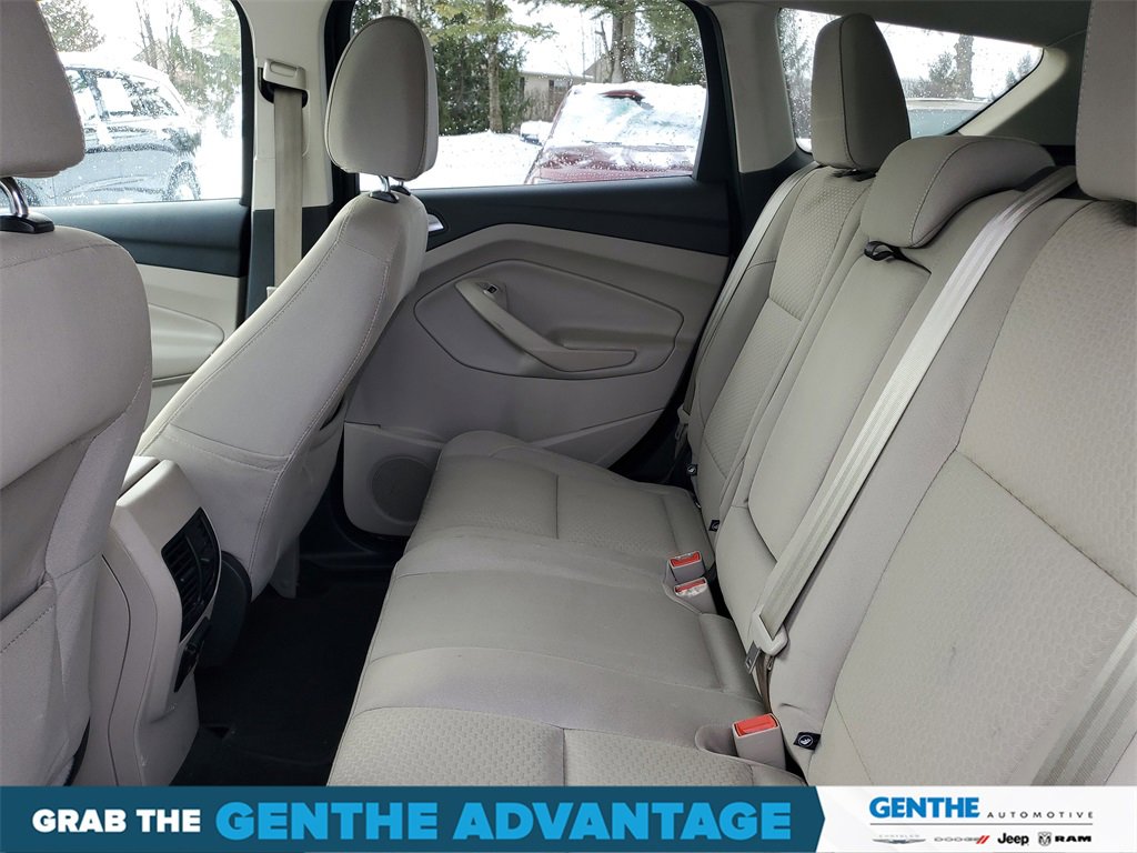 Used 2017 Ford Escape SE w/ Equipment Group 201A image 23