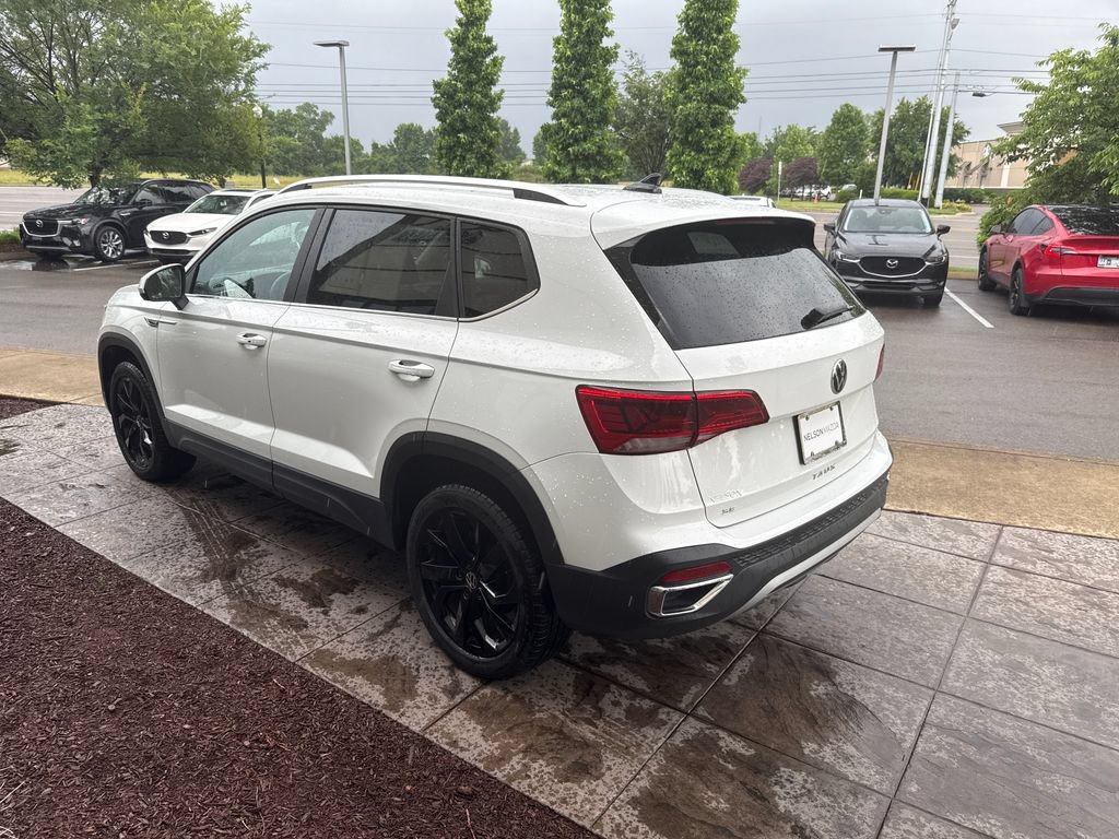 Used 2022 Volkswagen Taos SE w/ IQ.Drive SE Package FWD image 7