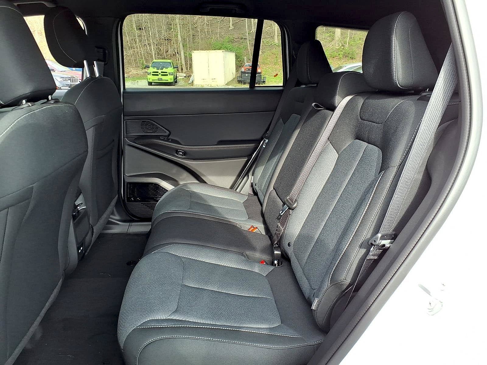 New 2026 Jeep Cherokee Laredo AWD/4WD image 8