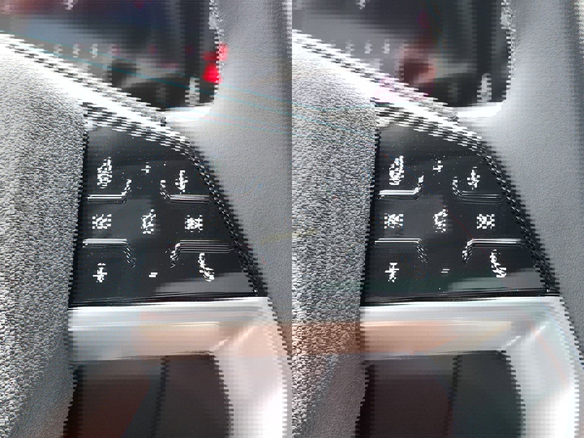 New 2025 Audi Q5 Premium Plus image 21