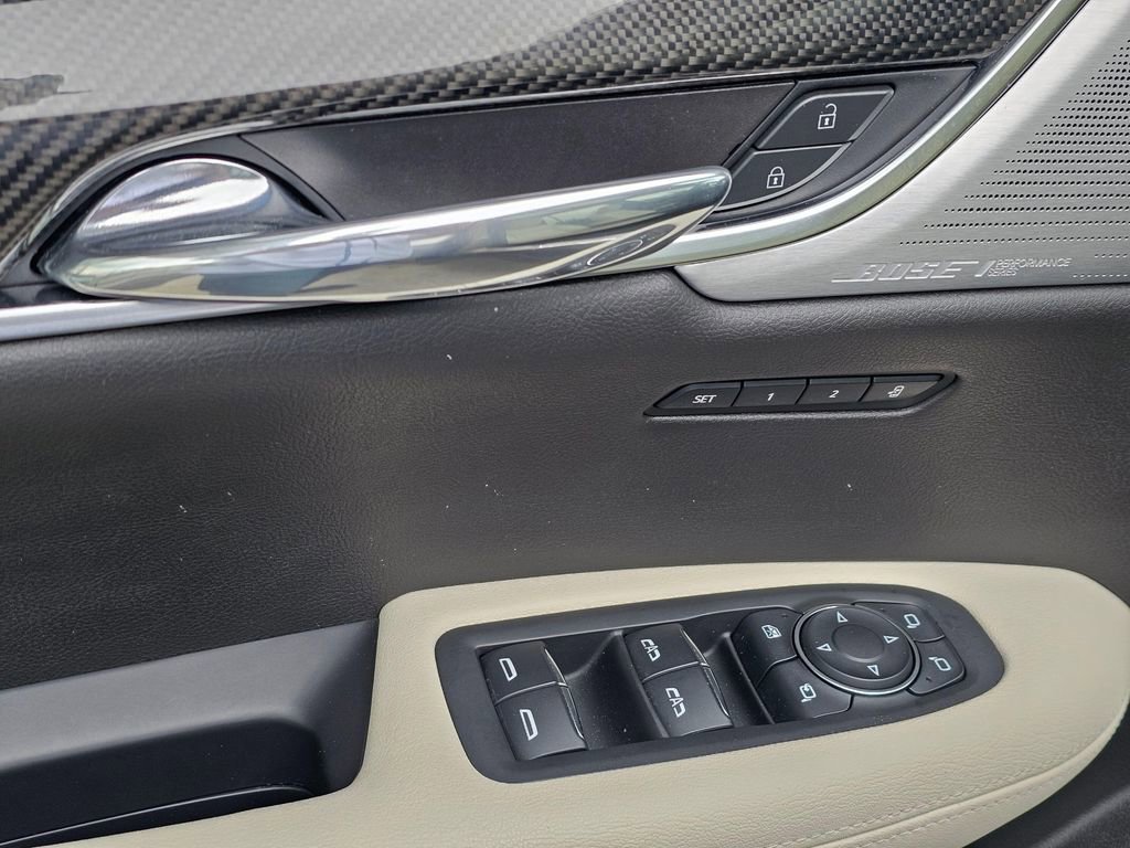 Used 2023 Cadillac XT6 Sport AWD/4WD image 25