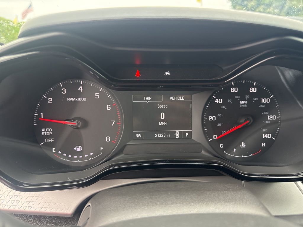 Used 2025 Chevrolet Trax LS image 30