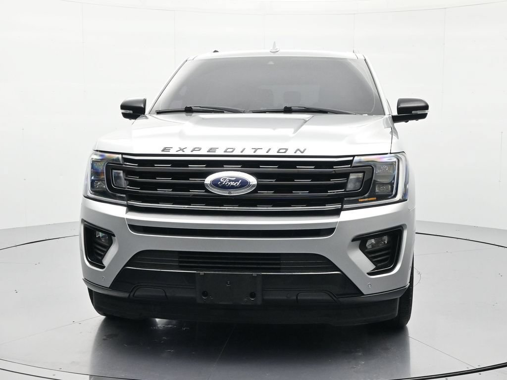 Used 2019 Ford Expedition Limited w/ Equipment Group 303A RWD image 2