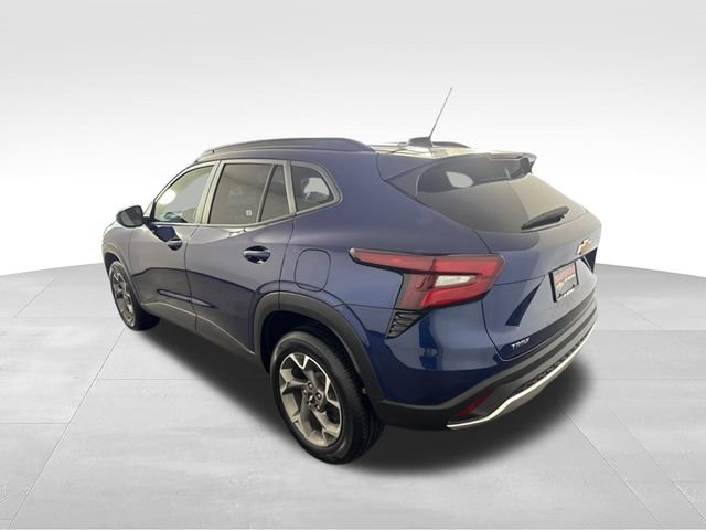 Used 2024 Chevrolet Trax LT FWD image 6