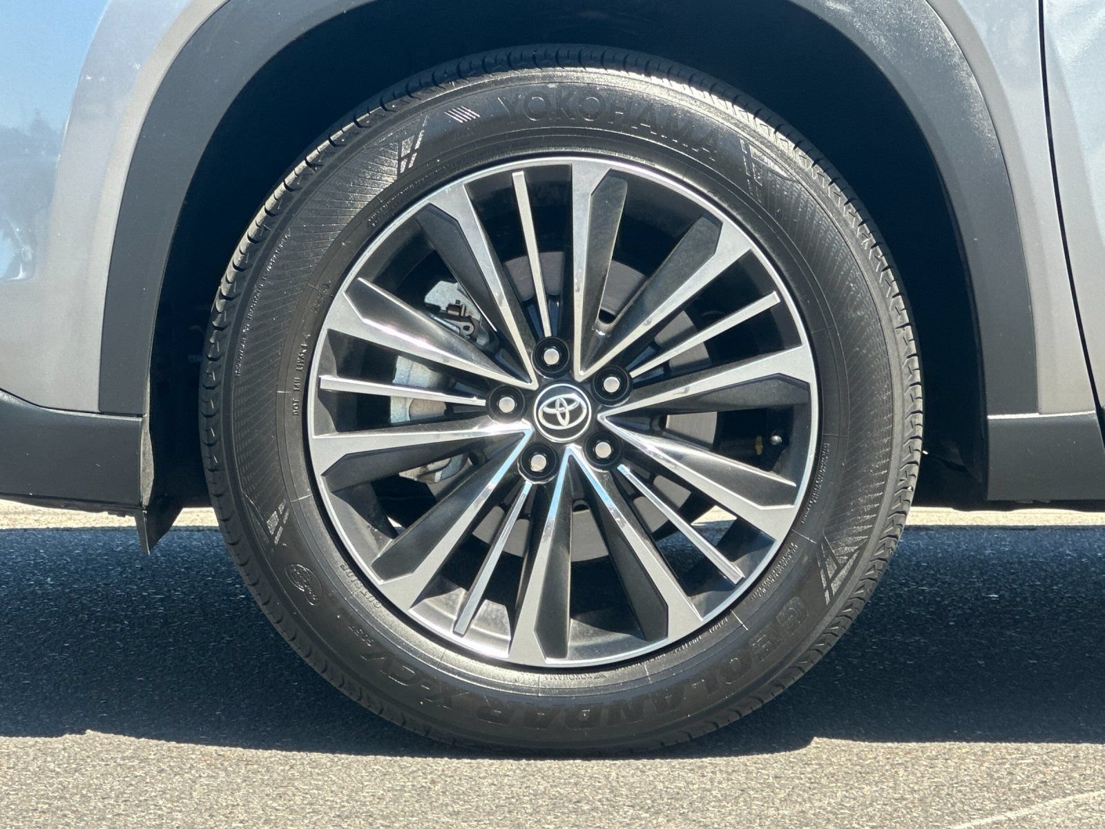 Used 2025 Toyota Grand Highlander AWD Hybrid image 33