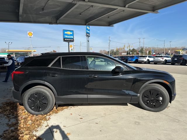 New 2026 Chevrolet Blazer EV LT AWD/4WD image 5