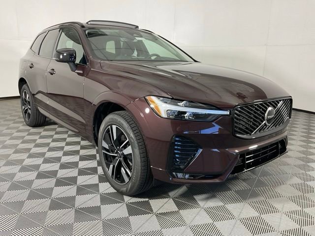 New 2026 Volvo XC60 B5 Core w/ Protection Package Premier image 3