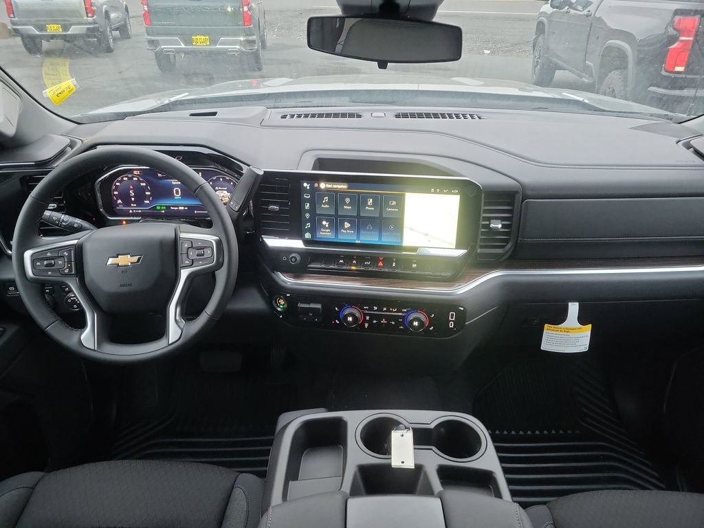 New 2025 Chevrolet Silverado 1500 LT AWD/4WD image 3