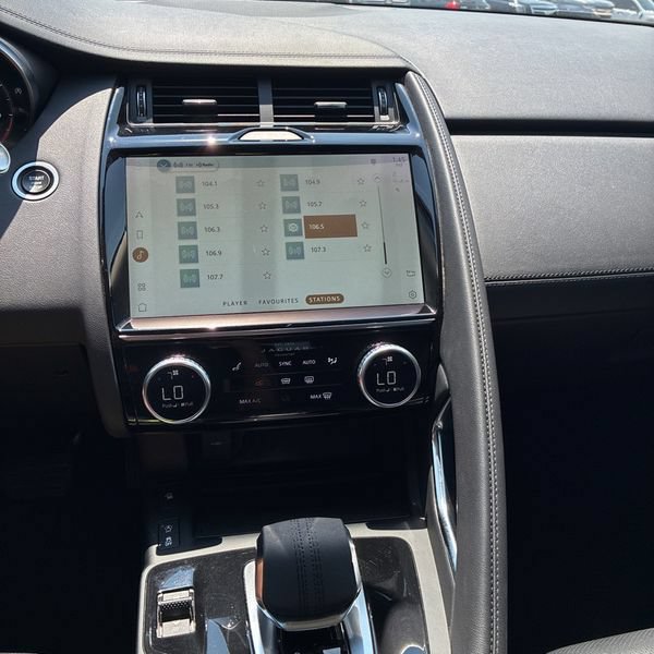 Used 2021 Jaguar E-PACE SE AWD/4WD image 9