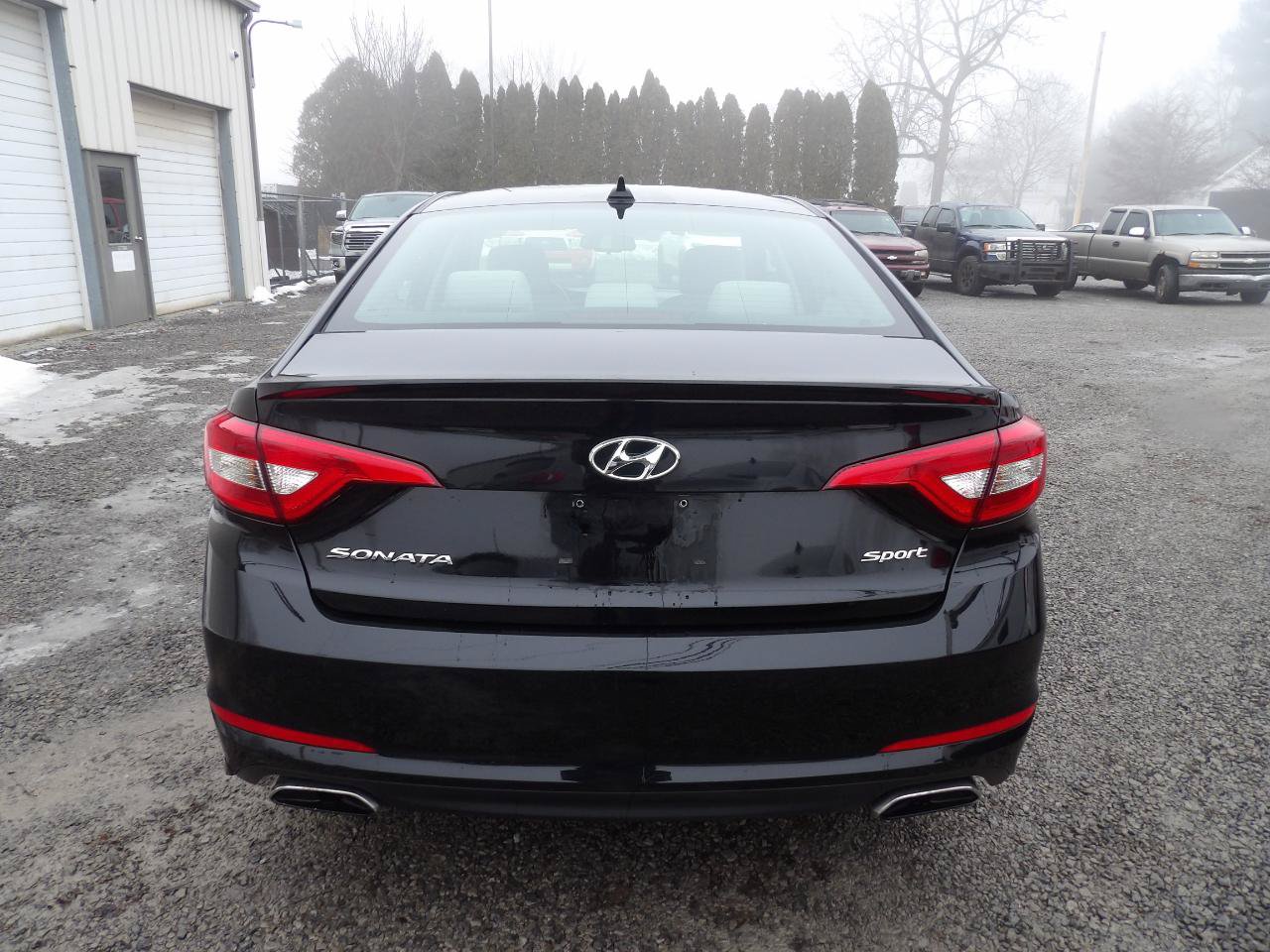 Used 2016 Hyundai Sonata Sport FWD image 4