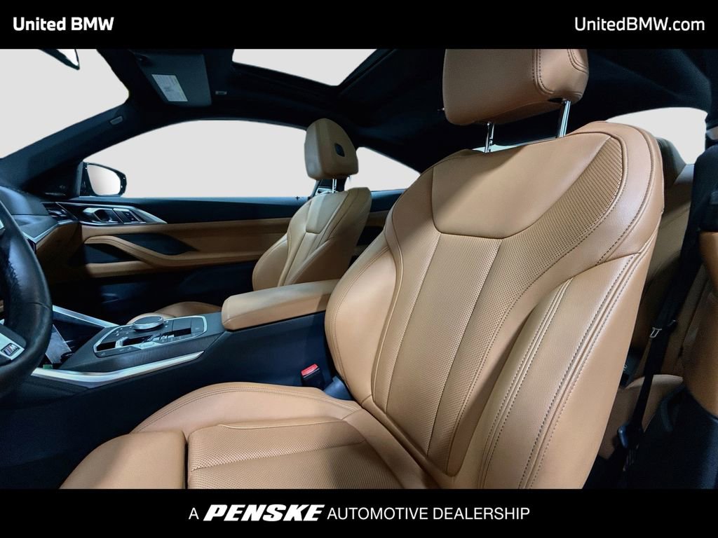Used 2024 BMW 430i Coupe w/ M Sport Package RWD image 5