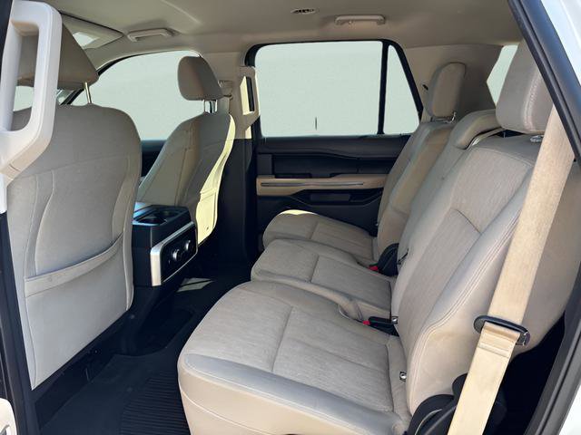 Used 2022 Ford Expedition XLT AWD/4WD image 5