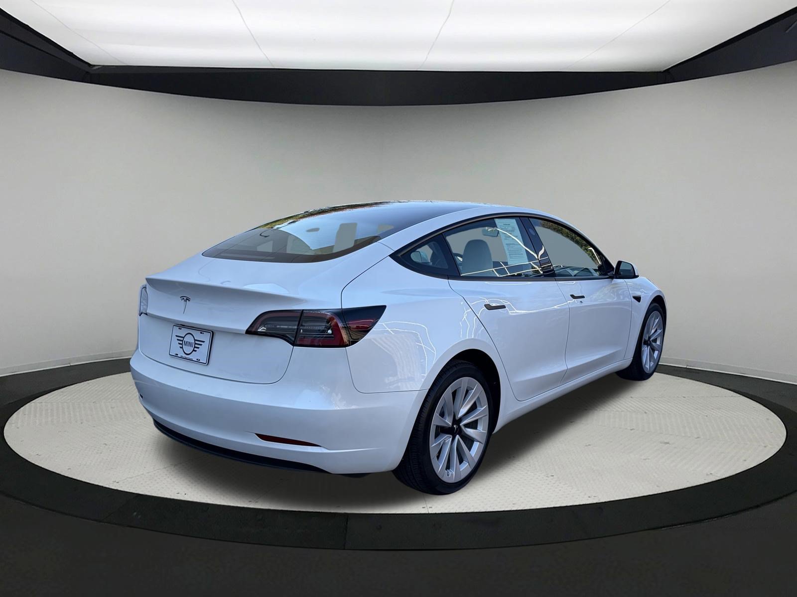 Used 2023 Tesla Model 3 Standard Range RWD image 6