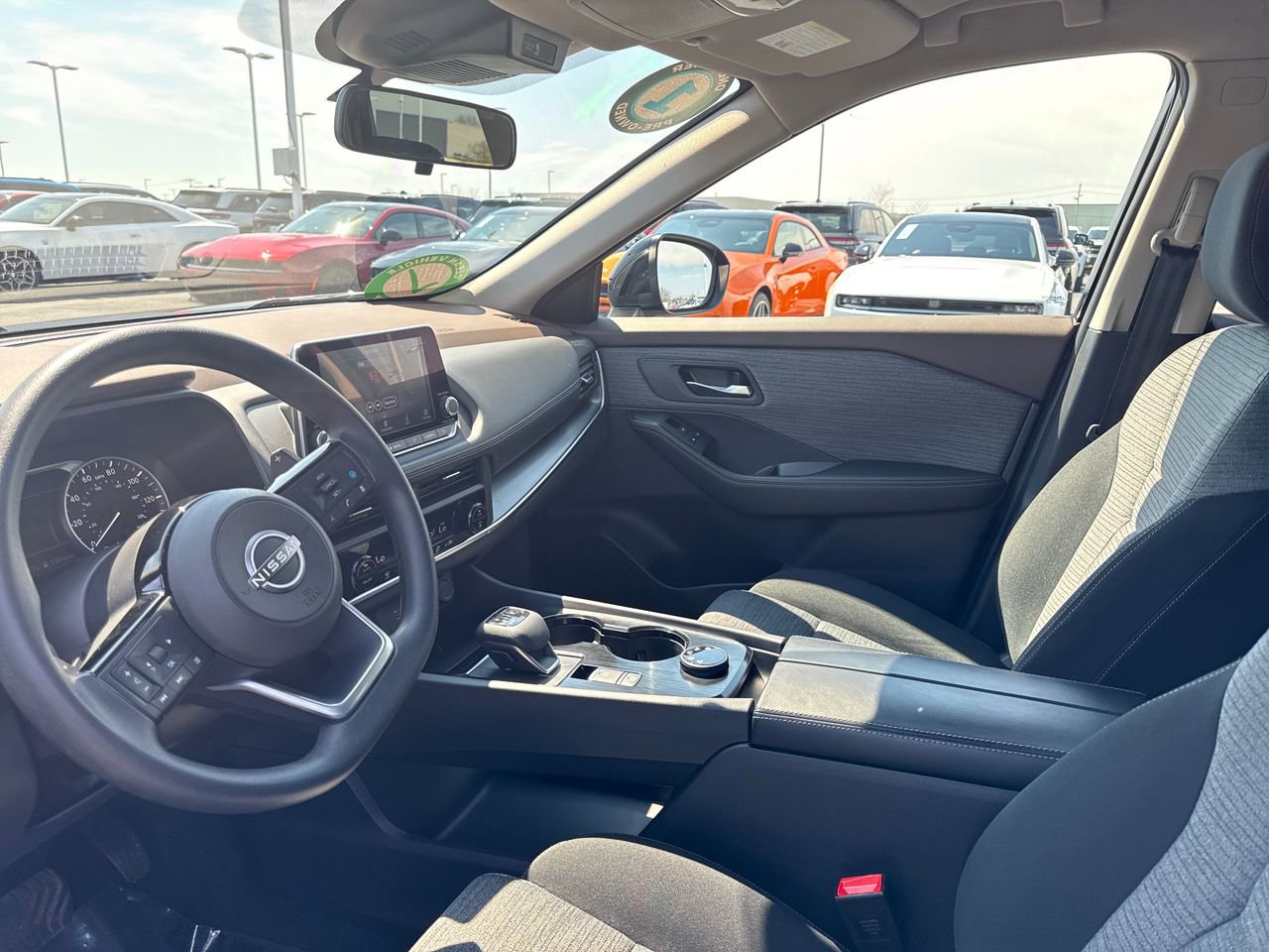 Used 2023 Nissan Rogue SV AWD/4WD image 11