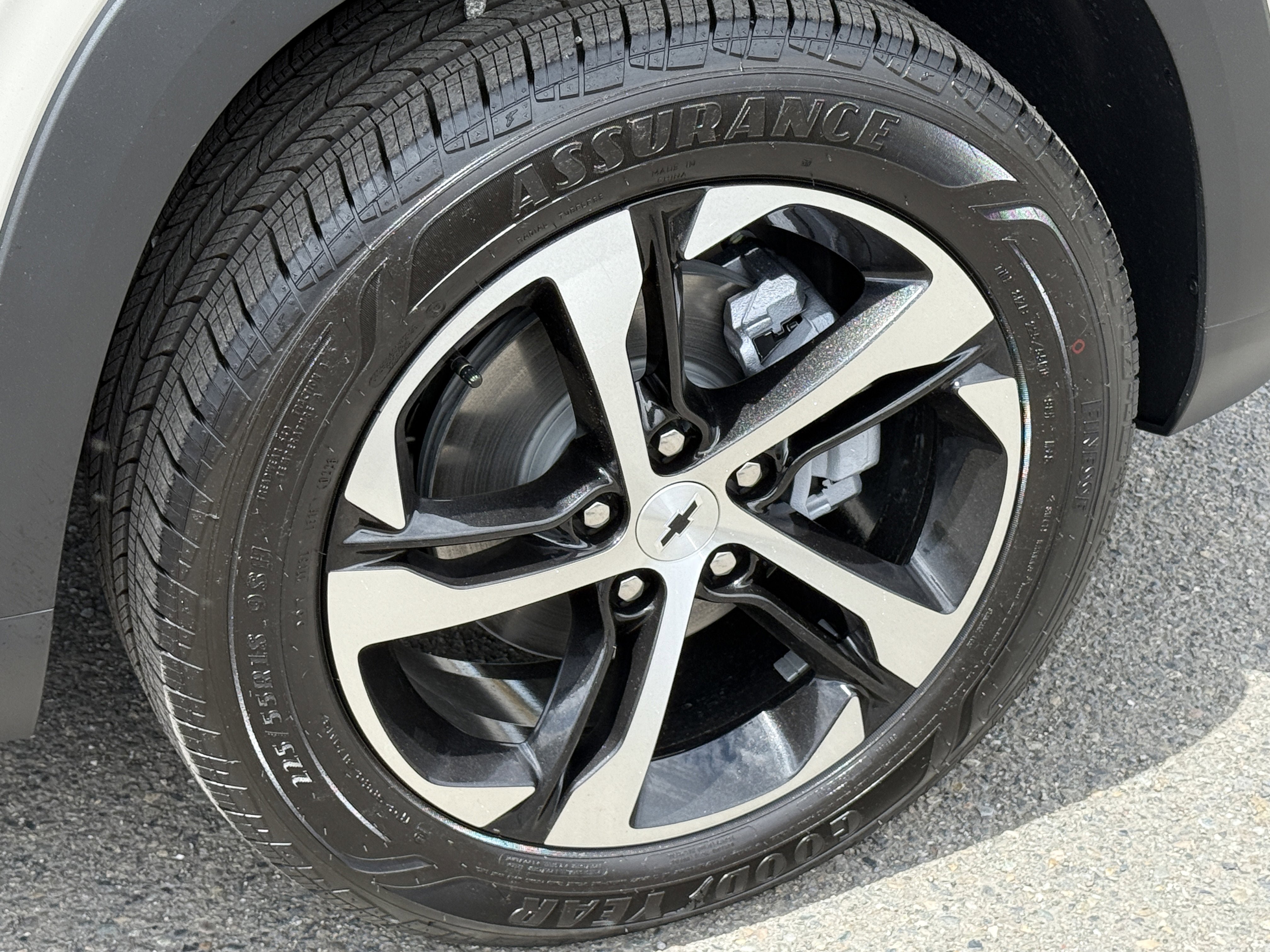 New 2026 Chevrolet Trax RS w/ Driver Confidence Package FWD image 27