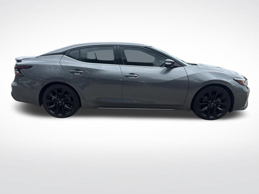Certified 2023 Nissan Maxima SR w/ Sport Mat Group FWD image 4