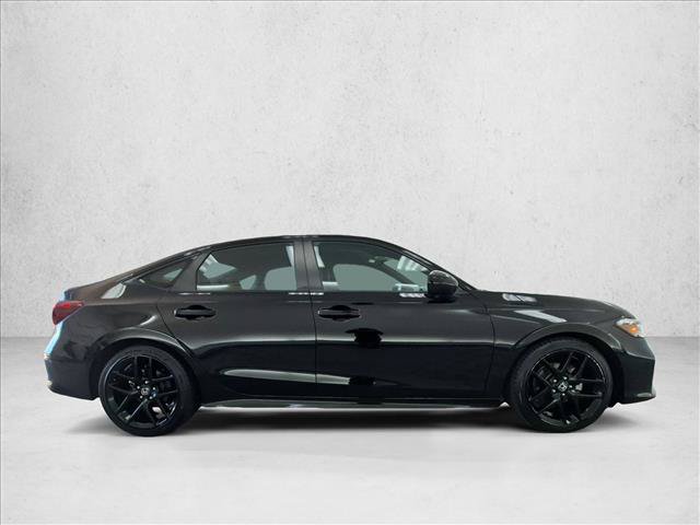 Used 2025 Honda Civic Sport image 4