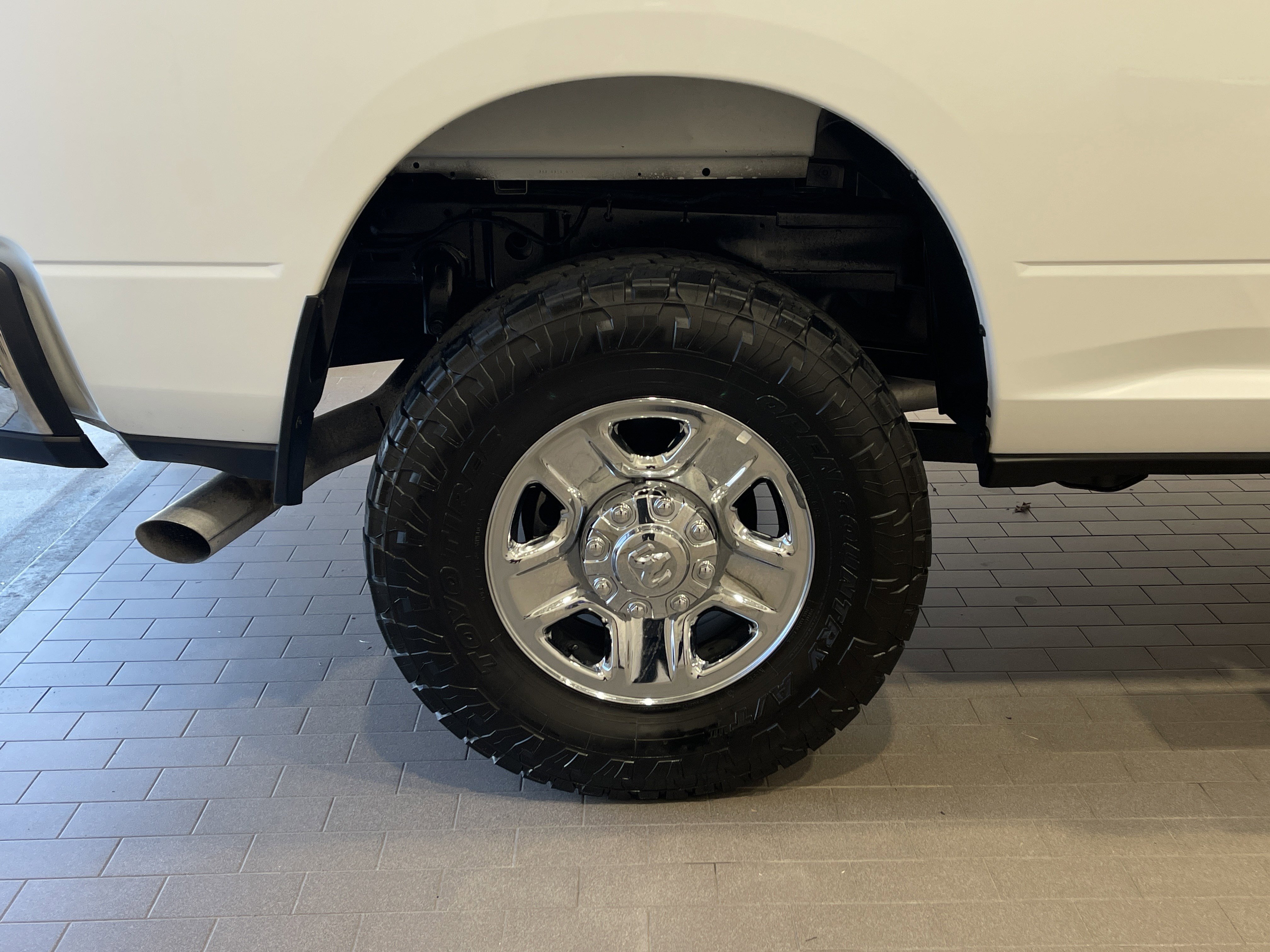 Used 2022 RAM 2500 Big Horn w/ Cold Weather Group image 34