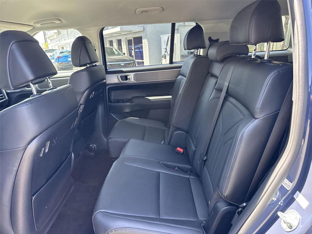 Used 2025 Hyundai Santa Fe SEL image 22