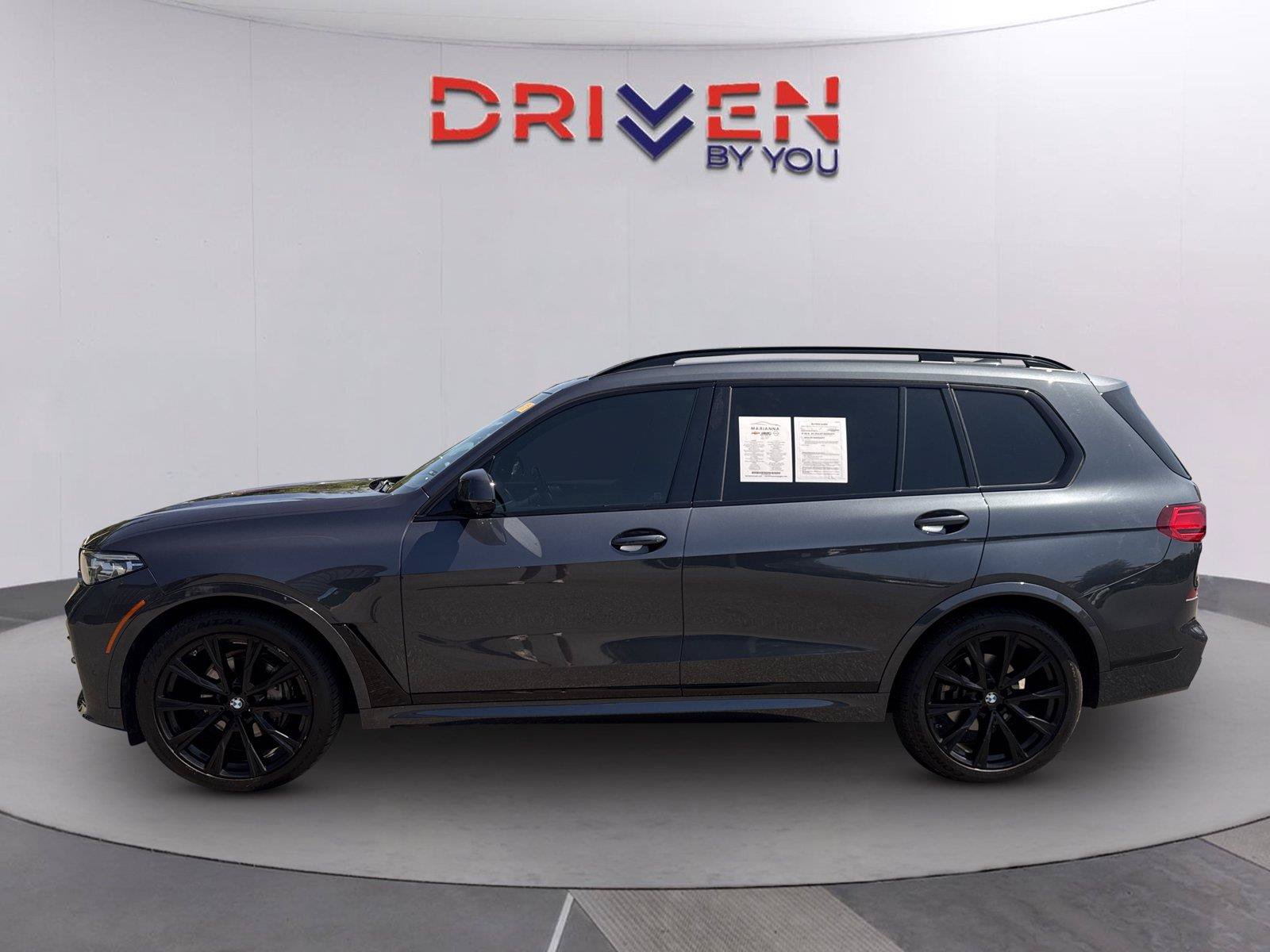 Used 2022 BMW X7 xDrive40i w/ M Sport Package AWD/4WD image 6