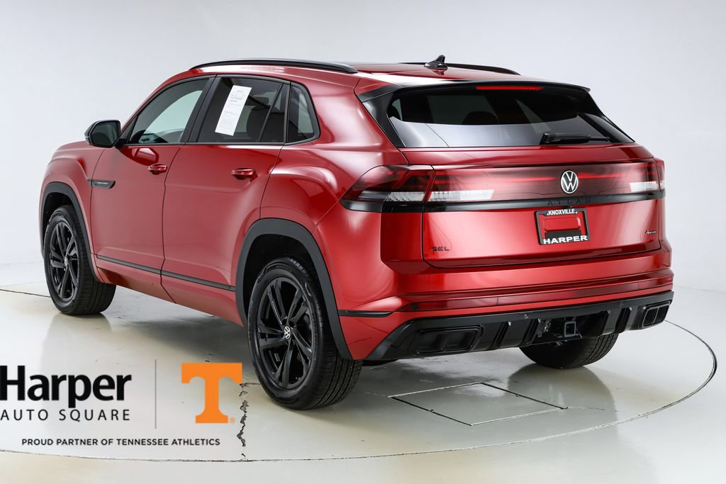 Used 2025 Volkswagen Atlas Cross Sport SEL R-Line image 7