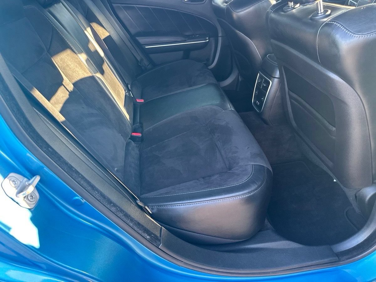 Used 2018 Dodge Charger R/T Scat Pack RWD image 37