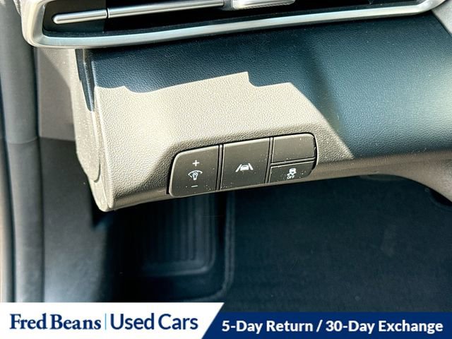 Used 2023 Hyundai Elantra SEL w/ Convenience Package image 12