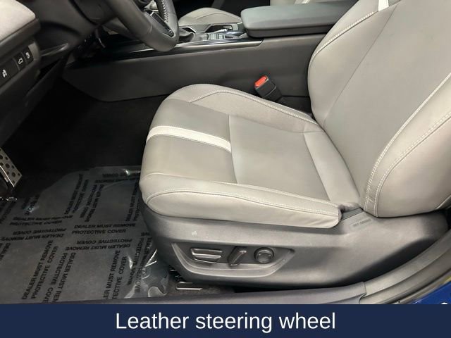 Used 2025 Toyota Camry SE image 18