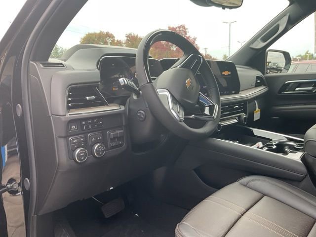 New 2026 Chevrolet Suburban High Country AWD/4WD image 13