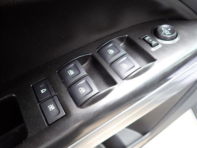 Used 2022 Chevrolet Colorado LT w/ LT Convenience Package image 13