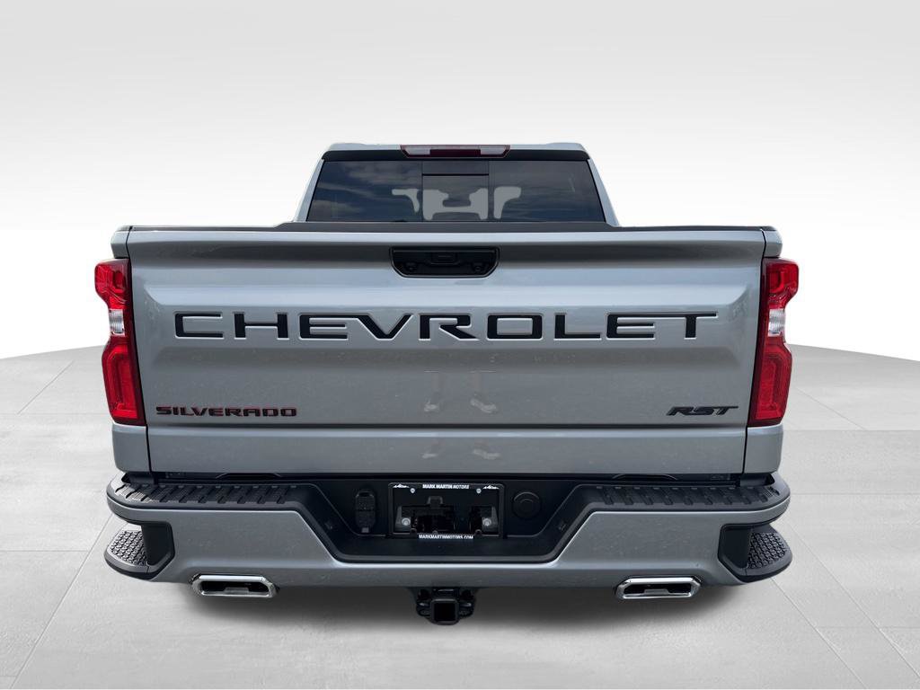 Used 2024 Chevrolet Silverado 1500 RST w/ Redline Edition AWD/4WD image 18