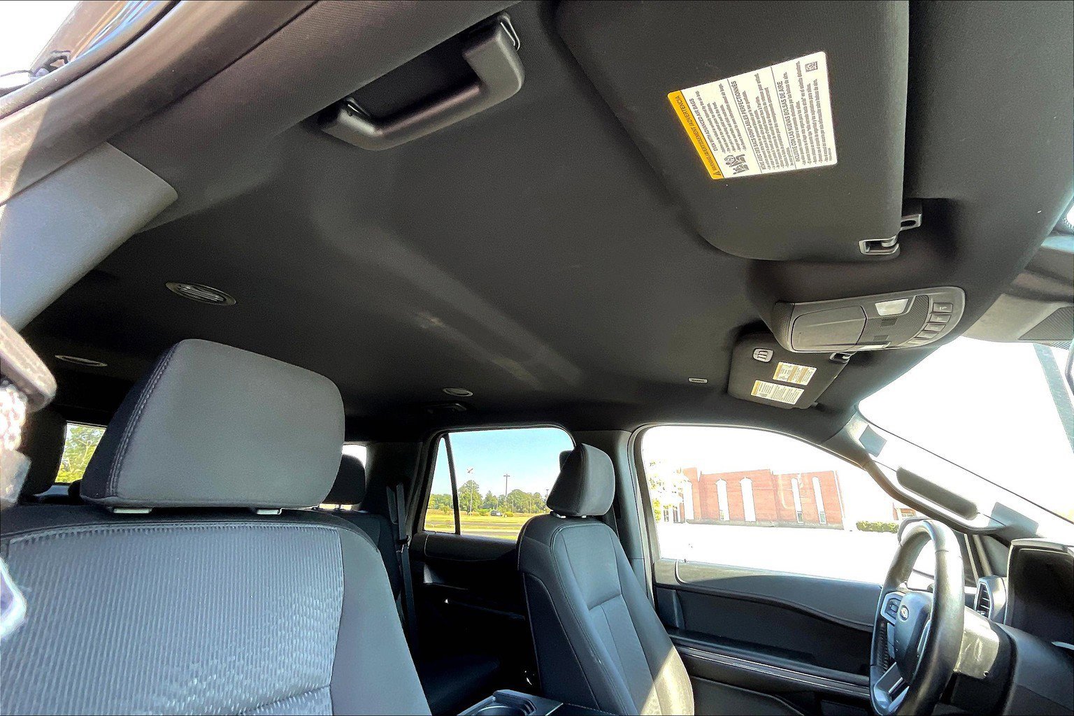 Used 2021 Ford Expedition XLT image 13