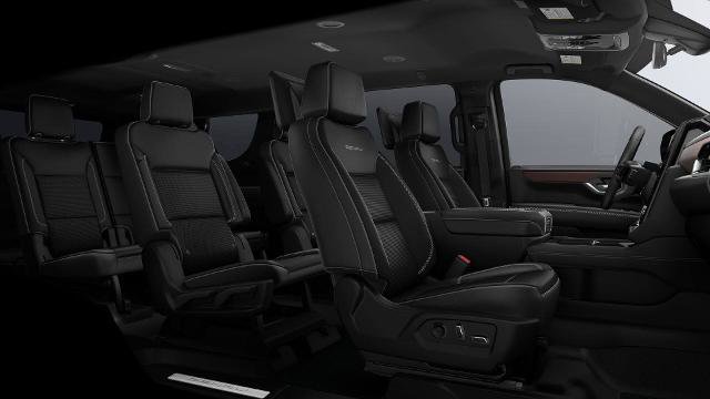 New 2026 GMC Yukon XL Denali w/ Advanced Technology Package AWD/4WD image 13