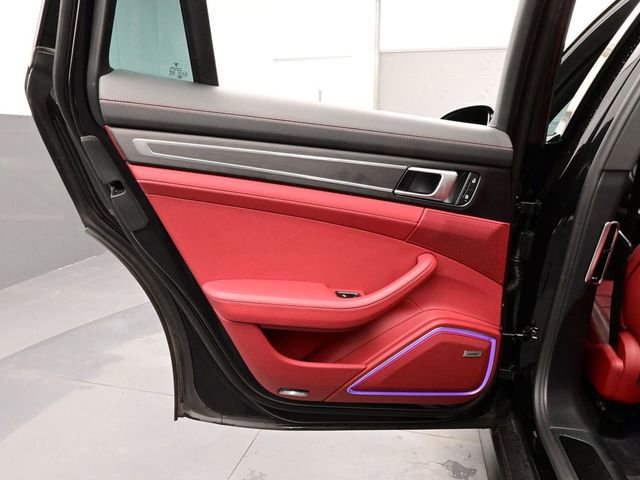 Certified 2023 Porsche Panamera 4 image 13