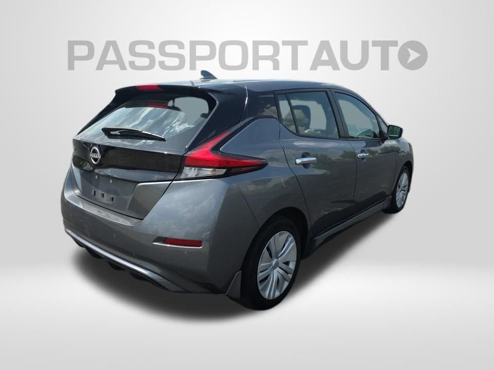 Used 2023 Nissan Leaf S FWD image 12