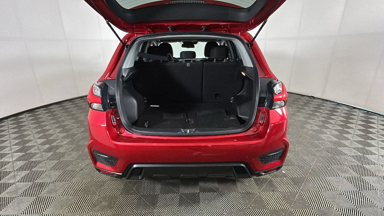 Used 2025 Mitsubishi Outlander Sport ES AWD/4WD image 30
