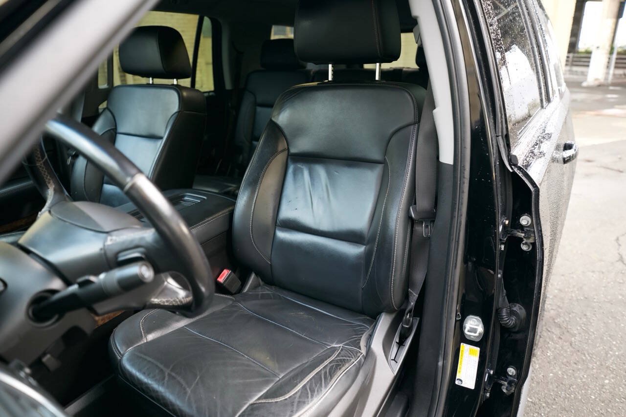 Used 2019 Chevrolet Tahoe LT AWD/4WD image 36