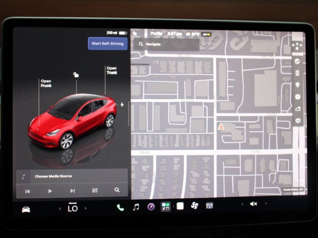 Used 2023 Tesla Model Y Long Range AWD/4WD image 26