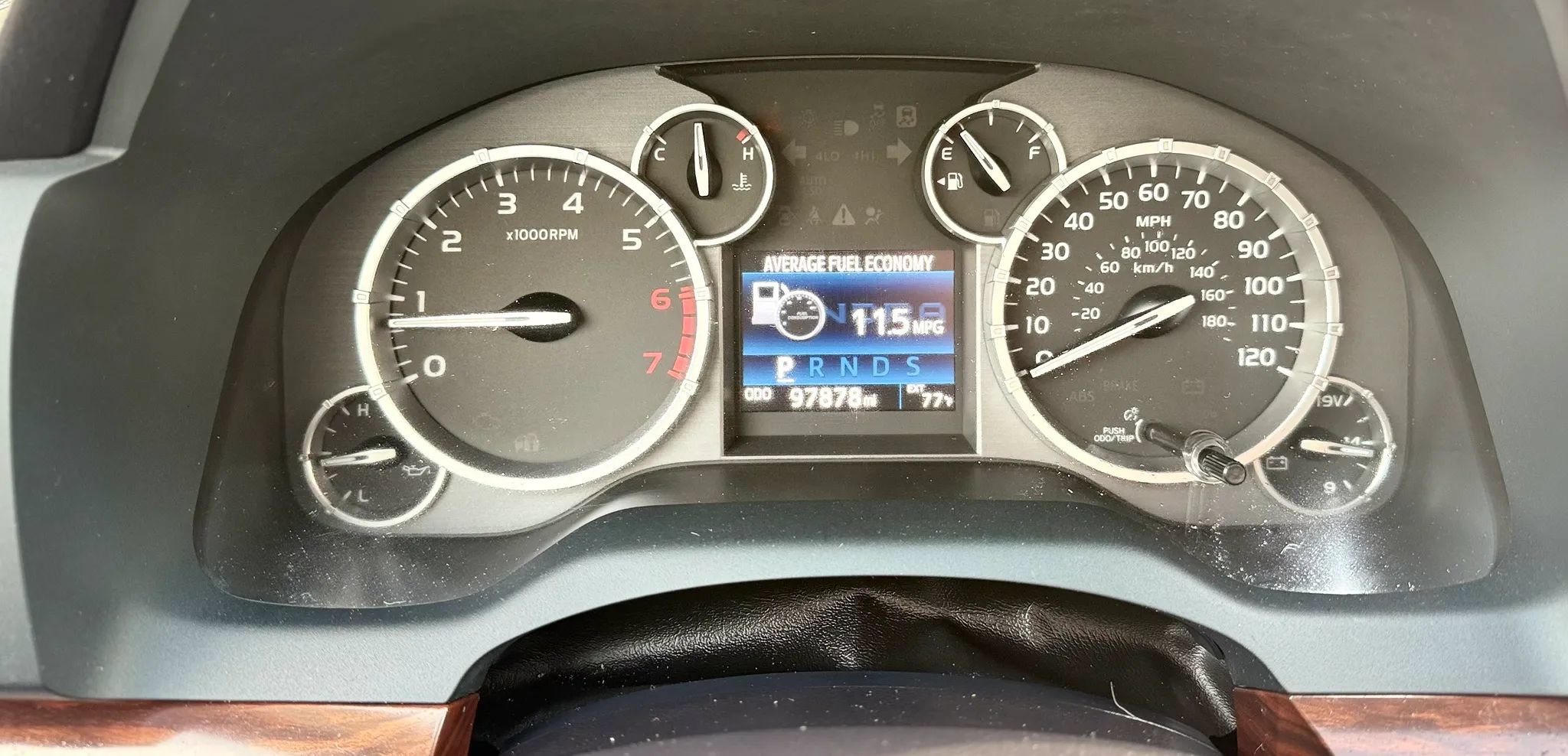 Used 2017 Toyota Tundra Limited w/ Limited Premium Package AWD/4WD image 13